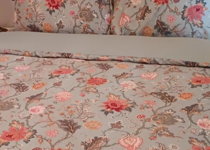 Stylish Comfortable Wicklow